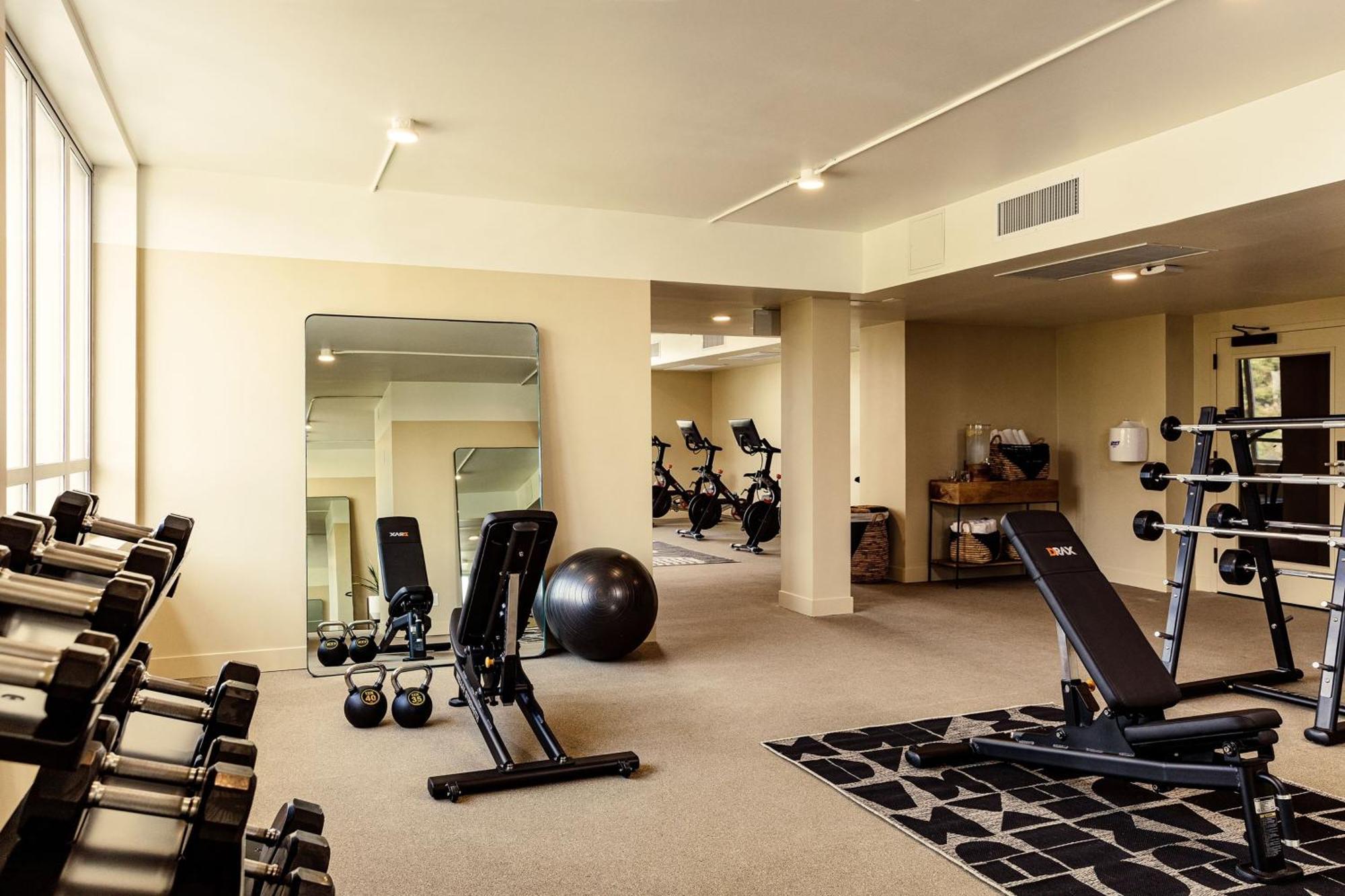 Hotel June West La, A Member Of Design Hotels Λος Άντζελες Εξωτερικό φωτογραφία